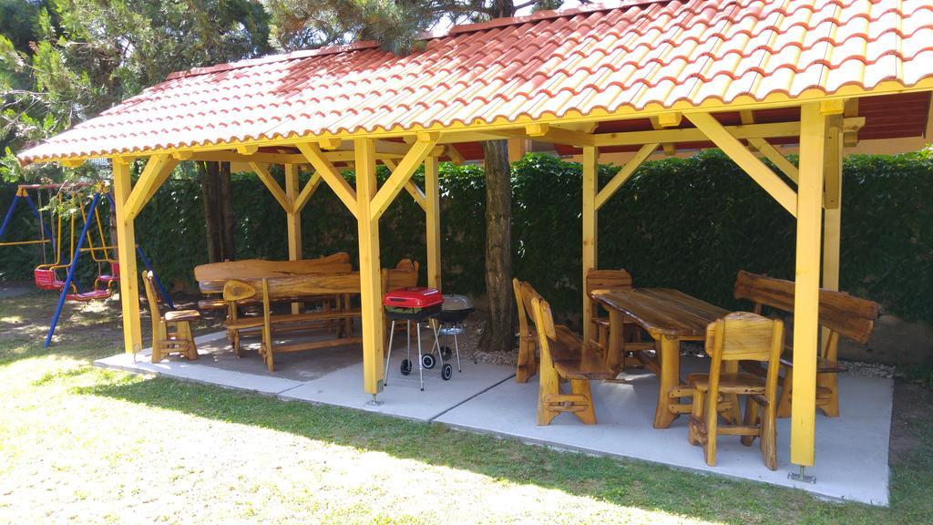 Vasti Apartman Siofok Exterior photo