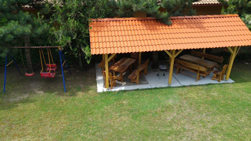 Vasti Apartman Siofok Exterior photo