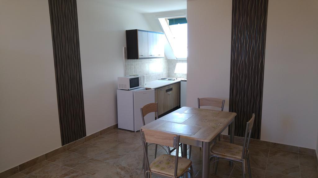 Vasti Apartman Siofok Exterior photo